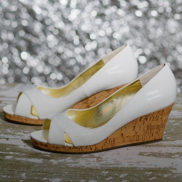Colin Stuart white peep toe cork wedge sandals size 7 - Picture 2 of 8